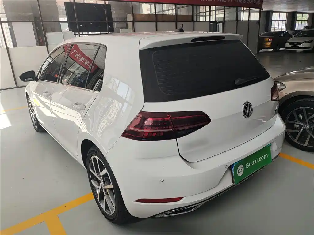 Golf 2020 280TSI DSG luxury model купить на сайте DeffCars