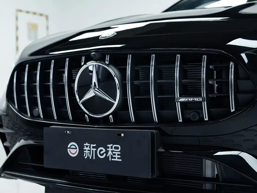 Mercedes-Benz A-Class AMG 2025 facelift AMG A 35 L 4MATIC купить на сайте DeffCars