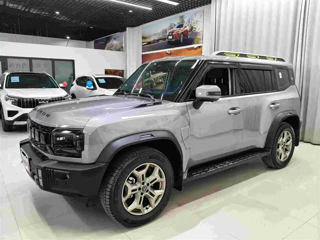 Jietu Traveler 2023 2.0T four-wheel drive conquers купить на сайте DeffCars