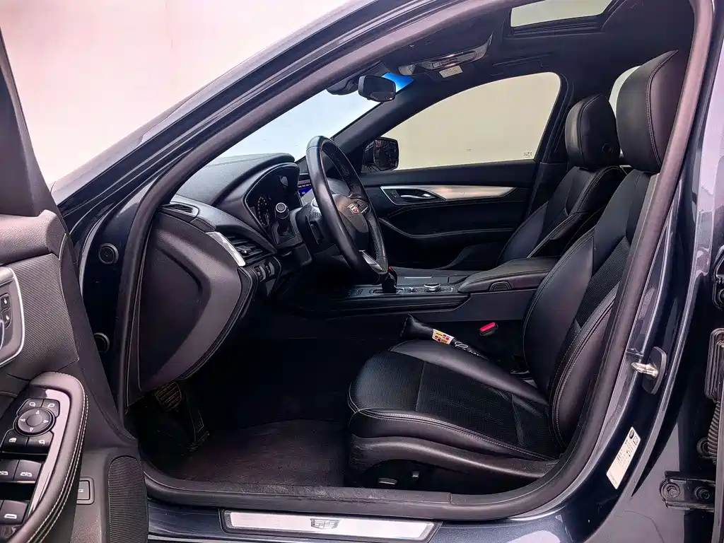 Cadillac CT5 2021 28T Technology купить на сайте DeffCars