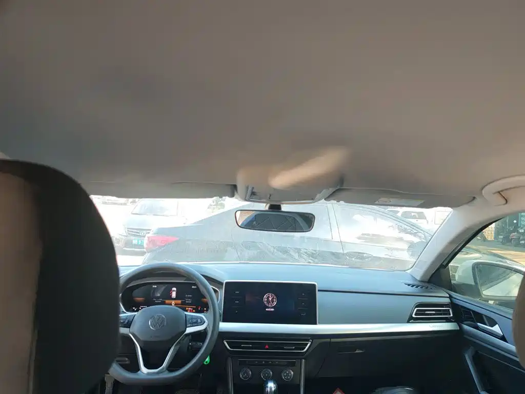Lavida 2023 1.5L automatic Deyi version купить на сайте DeffCars