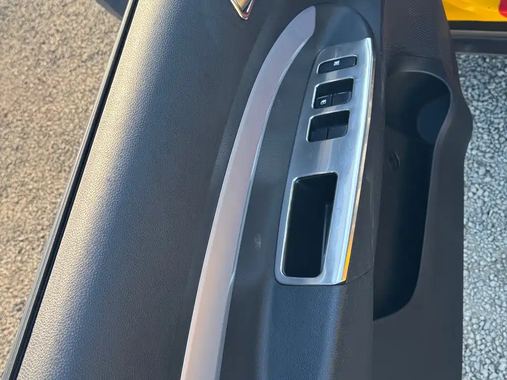 Yipao 2021 1.4L CVT fun sunroof model купить на сайте DeffCars