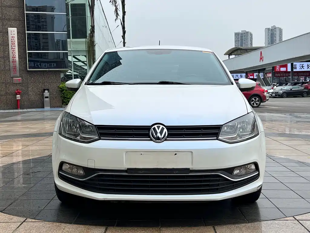 Polo 2014 1.6L automatic comfort version купить на сайте DeffCars