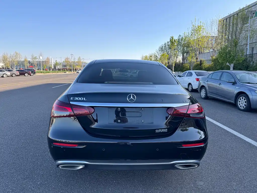 Mercedes-Benz E-Class 2022 facelift E 300 L sports luxury model купить на сайте DeffCars