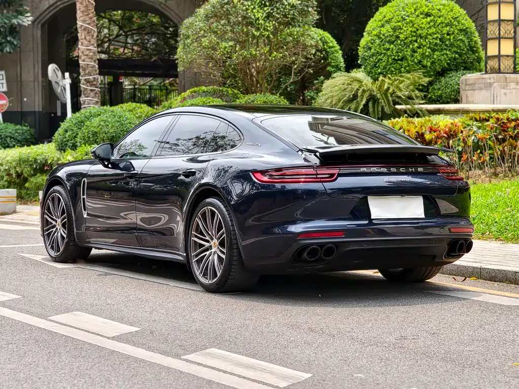 Panamera 2019 Panamera Executive Extended Edition 2.9T купить на сайте DeffCars