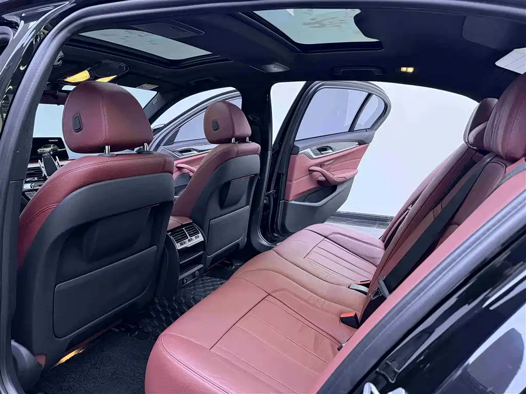 BMW 5 Series 2018 facelift 530Li xDrive M Sports Package купить на сайте DeffCars