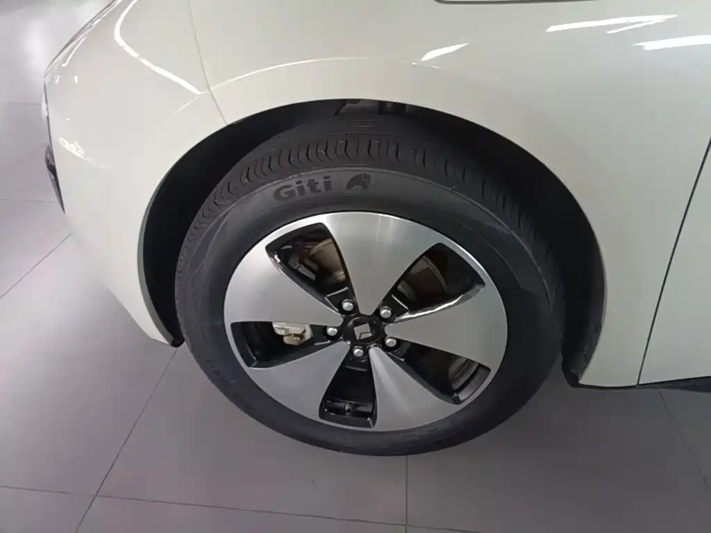 Baojun Yunduo 2023 460 Max купить на сайте DeffCars
