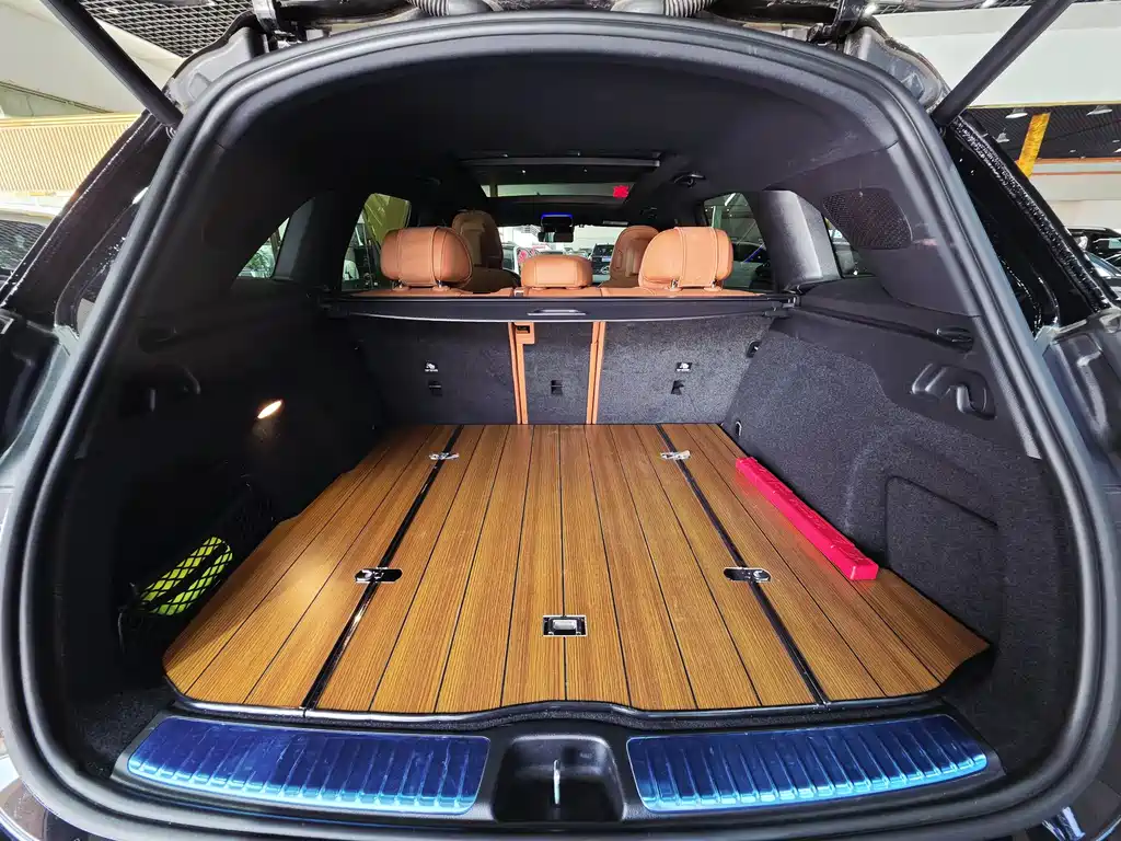 Mercedes-Benz GLC 2023 GLC 300 L 4MATIC Dynamic 5-seater купить на сайте DeffCars
