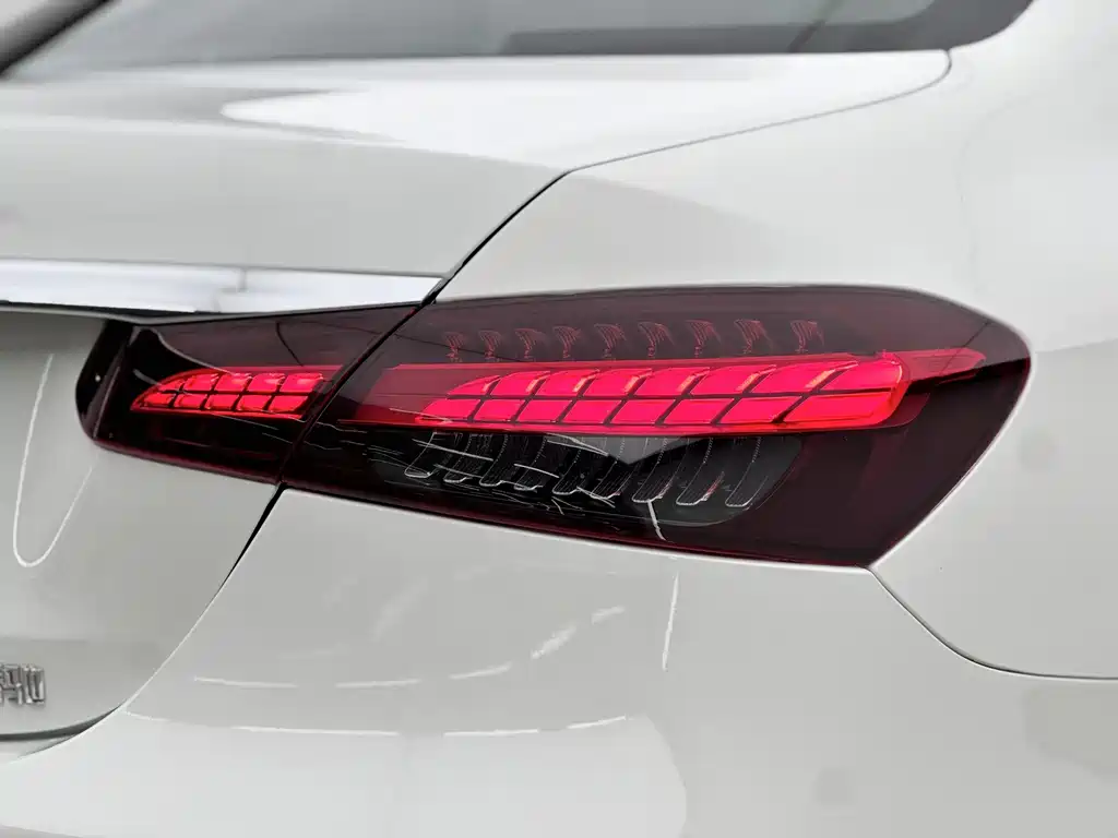 Mercedes-Benz E-Class 2021 facelift E 300 L sporty and stylish купить на сайте DeffCars
