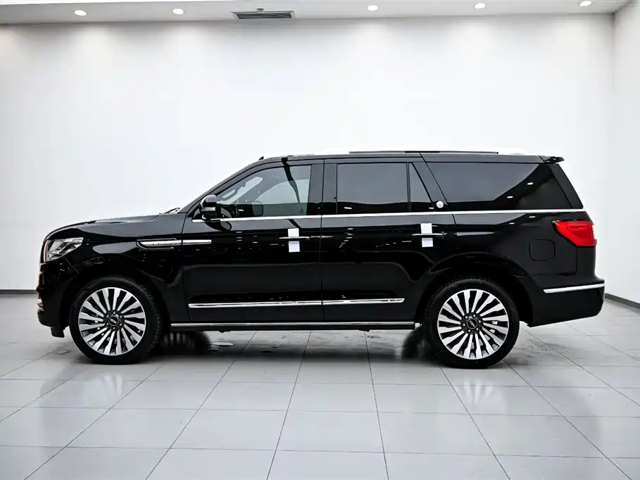 Navigator 2020 3.5T Honor Edition купить на сайте DeffCars