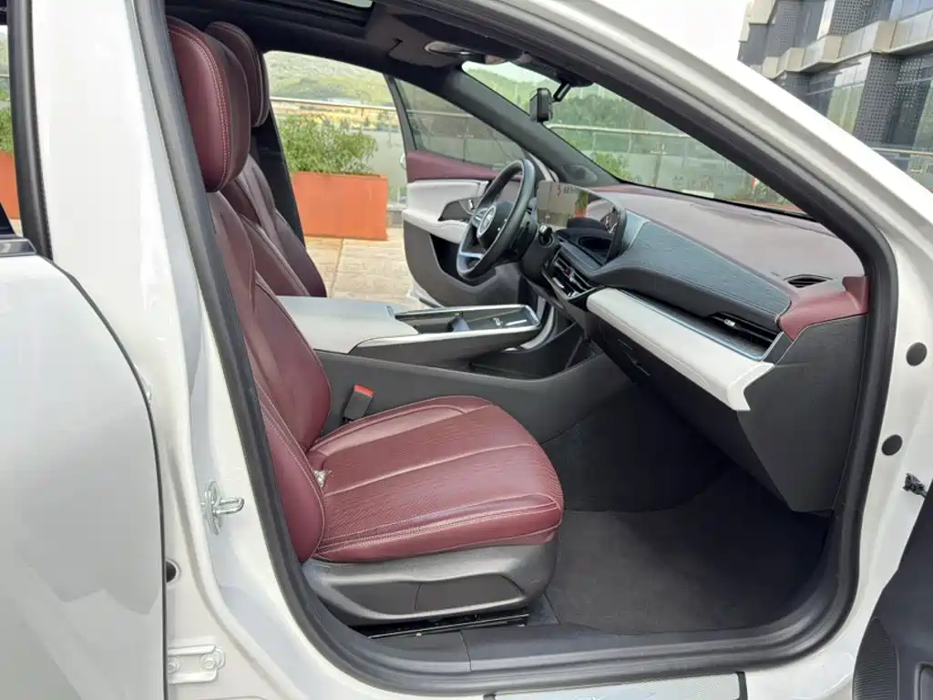 LaCrosse 2024 28T Yuezun Edition купить на сайте DeffCars