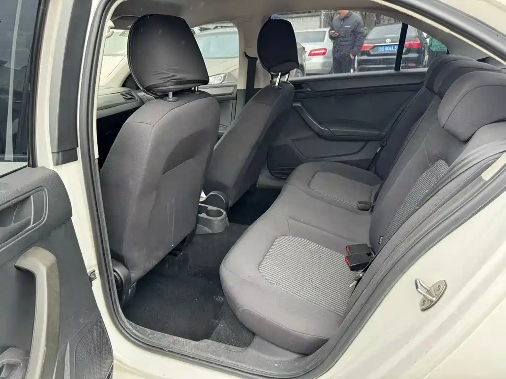 Santana 2016 1.6L automatic fashion version купить на сайте DeffCars