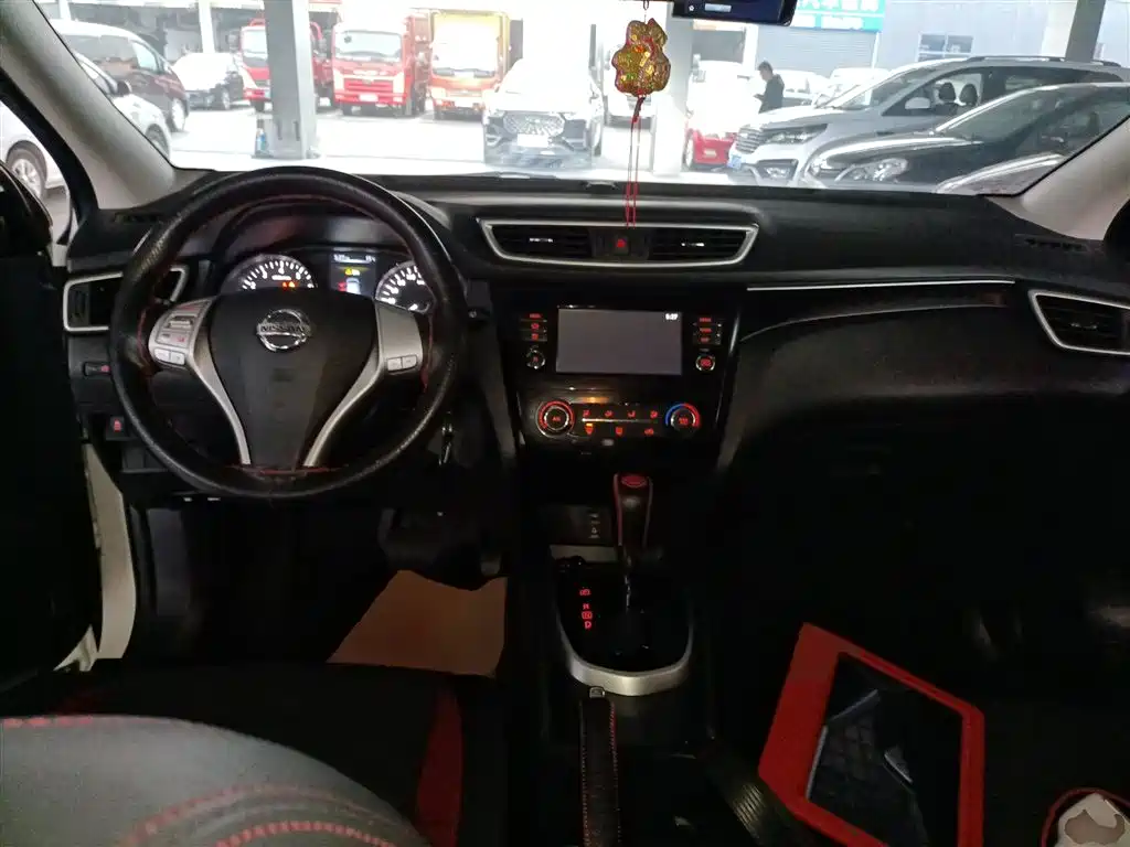 Qashqai 2017 2.0L CVT Smart Edition National V купить на сайте DeffCars