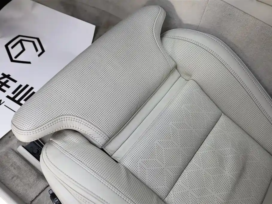Volvo S90 Plug-in Hybrid 2019 T8 E-Drive Hybrid Honor Edition 3 Seats National VI купить на сайте DeffCars