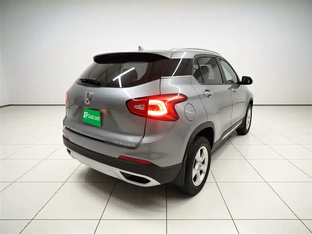 Baojun 510 2017 1.5L manual fashion model купить на сайте DeffCars