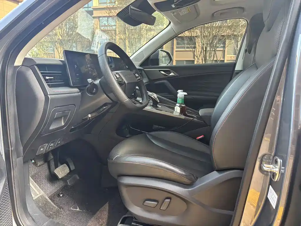 Roewe RX5 New Energy 2023 eRX5 Super Hybrid Comfort Edition купить на сайте DeffCars