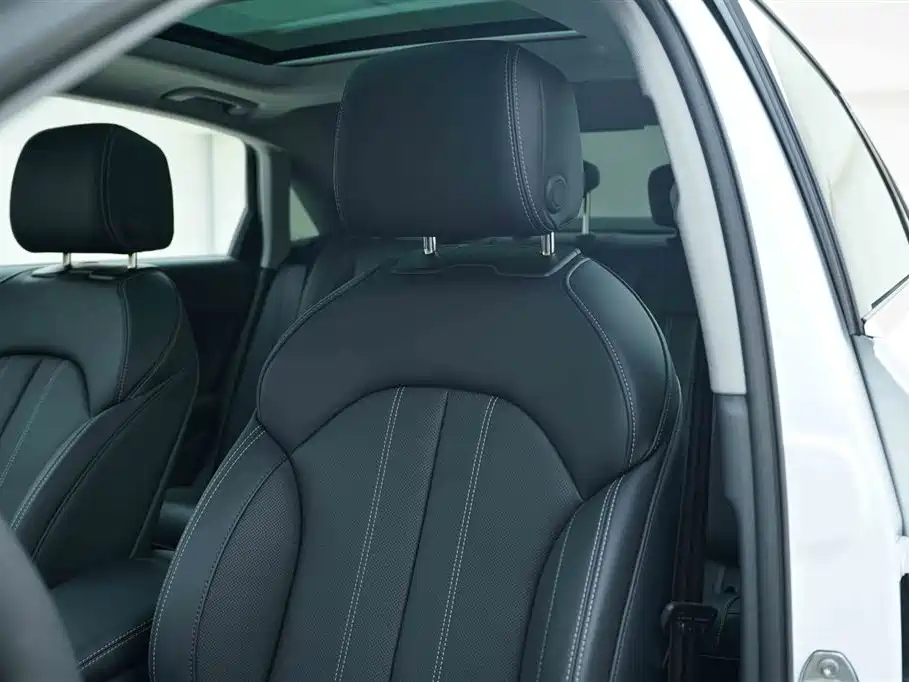 Audi A4L 2024 40 TFSI Fashionable and Dynamic купить на сайте DeffCars