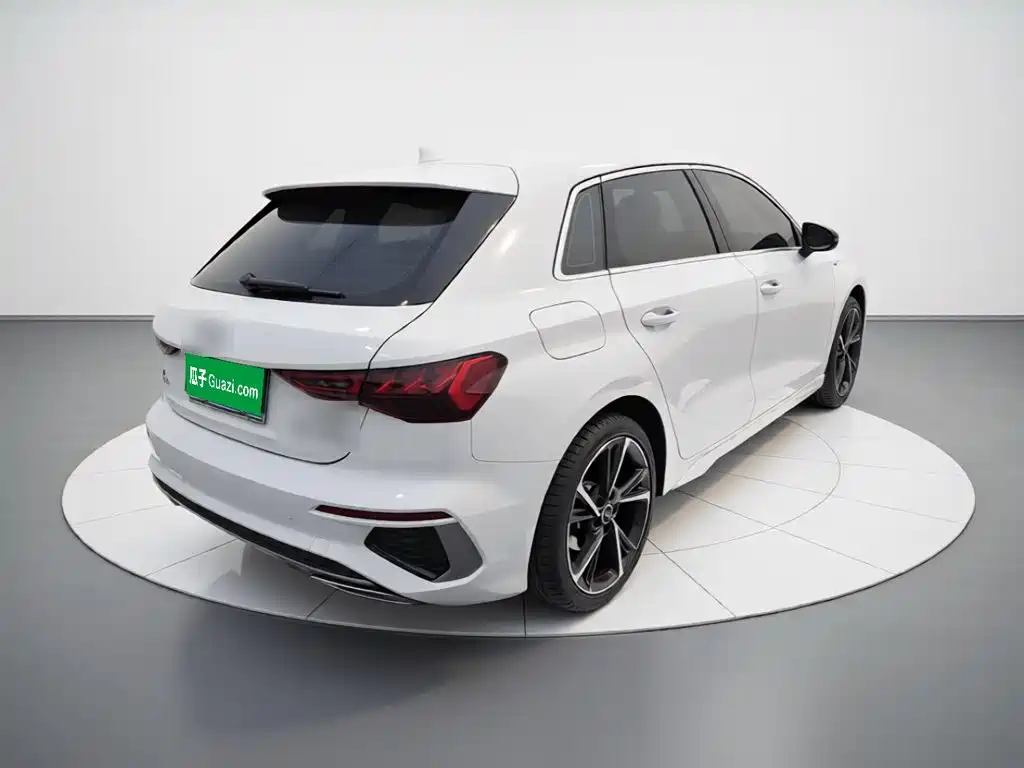 Audi A3 2023 facelift Sportback 35 TFSI stylish and sporty купить на сайте DeffCars