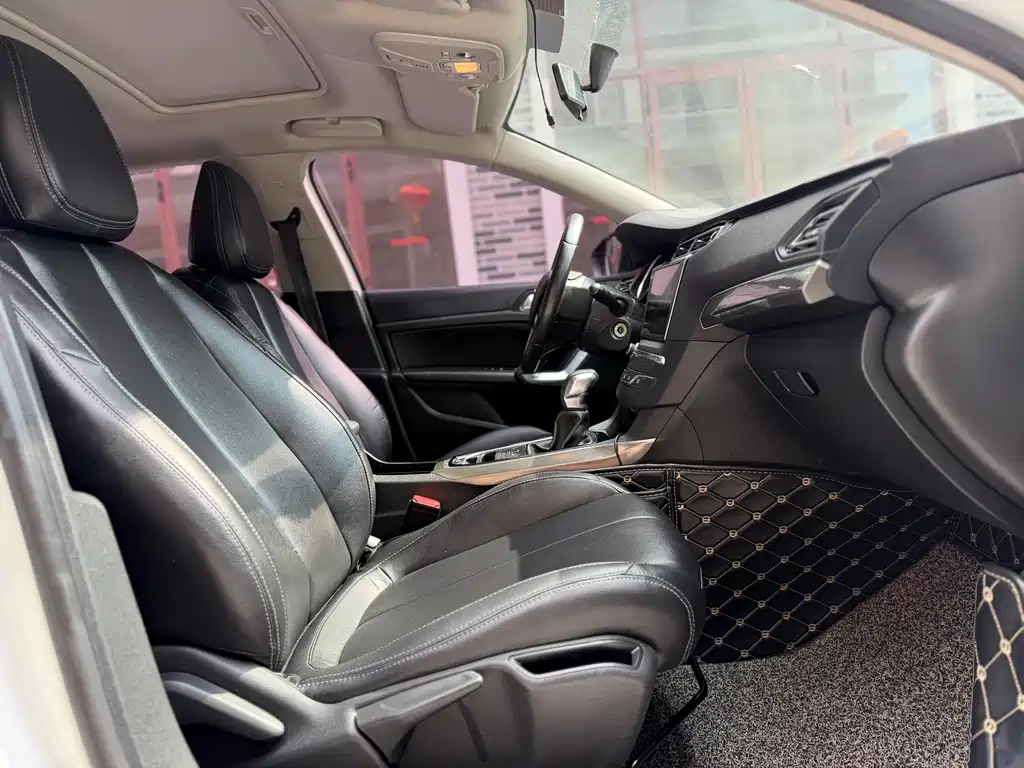 Peugeot 408 2016 1.6T automatic luxury version купить на сайте DeffCars