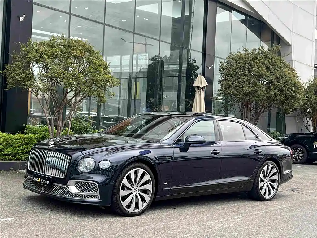 Flying Spur 2022 4.0T V8 Standard Edition купить на сайте DeffCars