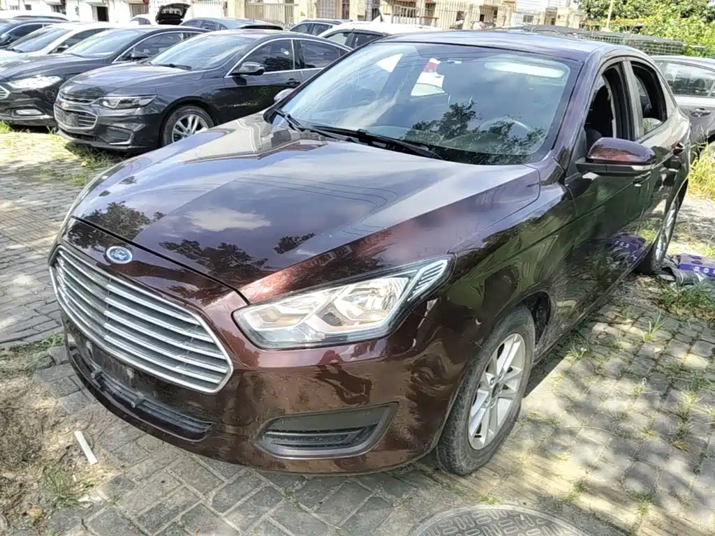Escort 2019 facelift 1.5L manual quality model (tire pressure monitoring) National VI купить на сайте DeffCars
