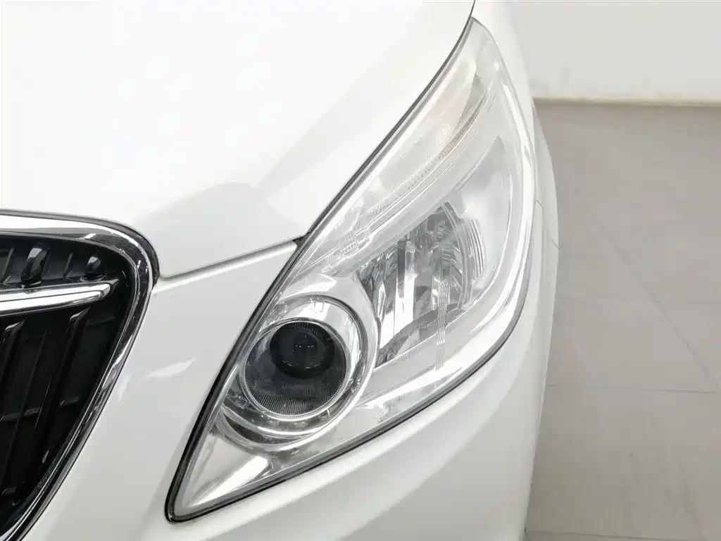 Buick GL8 2017 25S luxury model National V купить на сайте DeffCars