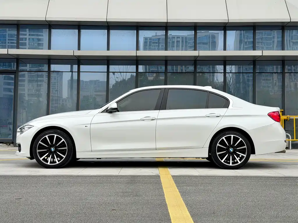 BMW 3 Series 2018 320Li Fashion Model купить на сайте DeffCars