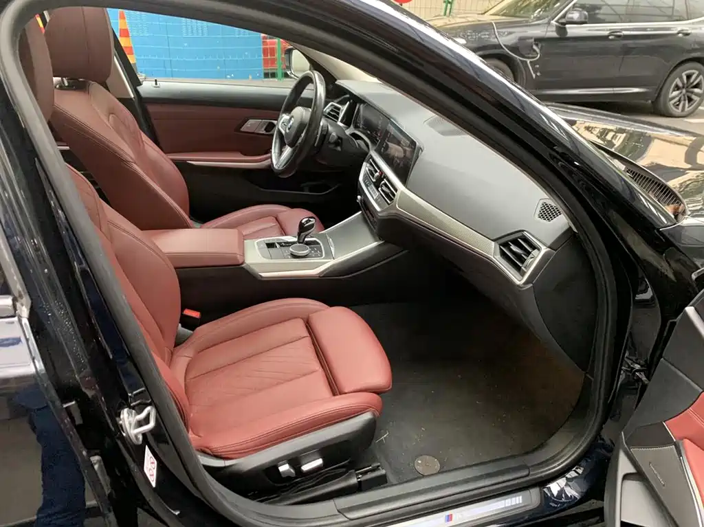 BMW 3 Series 2022 330i M Sports Night Package купить на сайте DeffCars