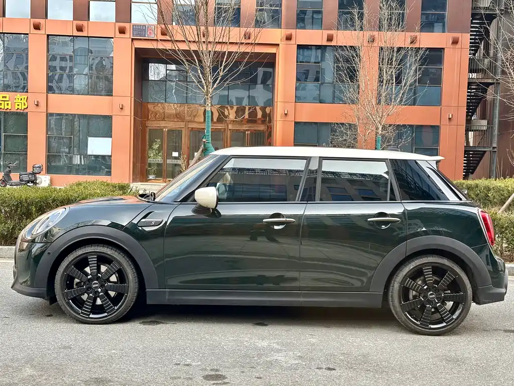 MINI 2022 2.0T COOPER S Obsessive Special Edition Five-door Edition купить на сайте DeffCars