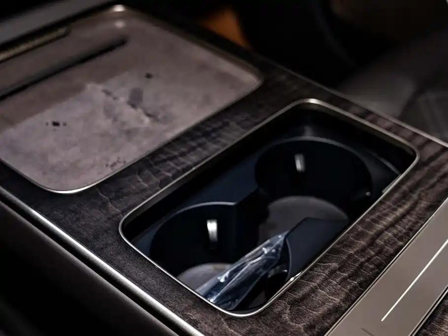 NIO ET9 2025 model 102kWh first limited edition купить на сайте DeffCars
