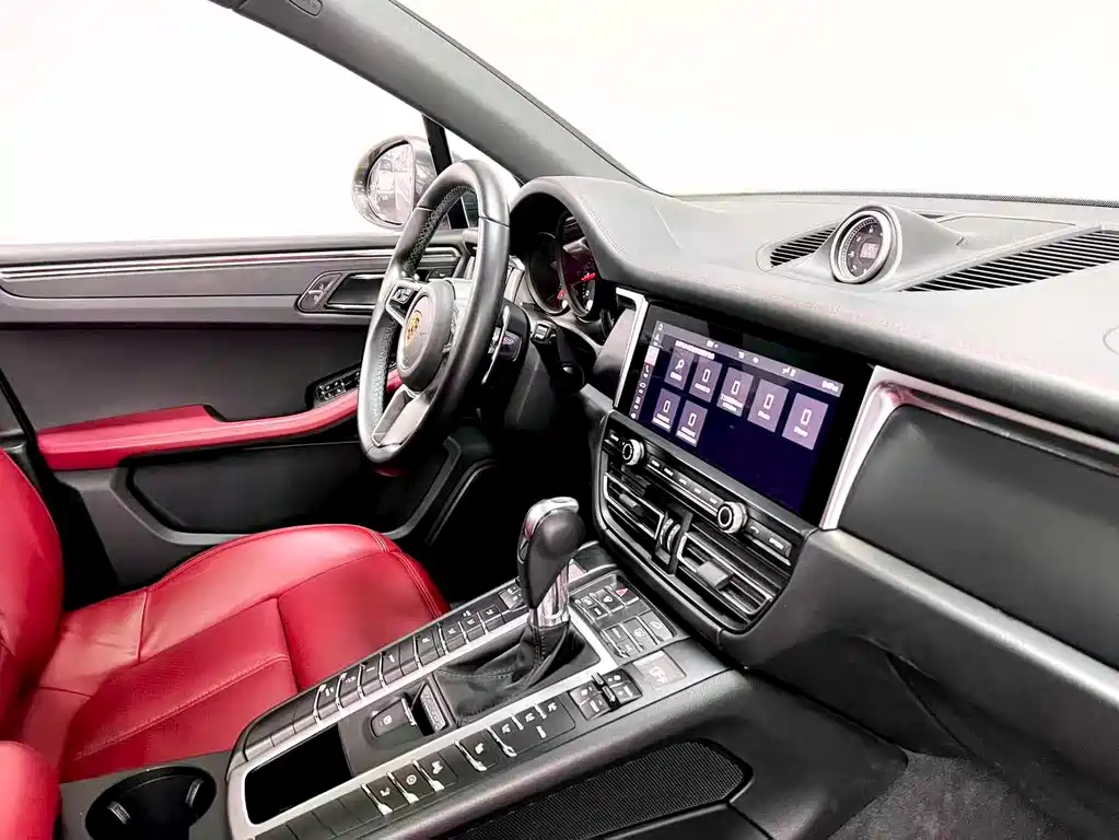 Macan 2021 Macan 2.0T купить на сайте DeffCars