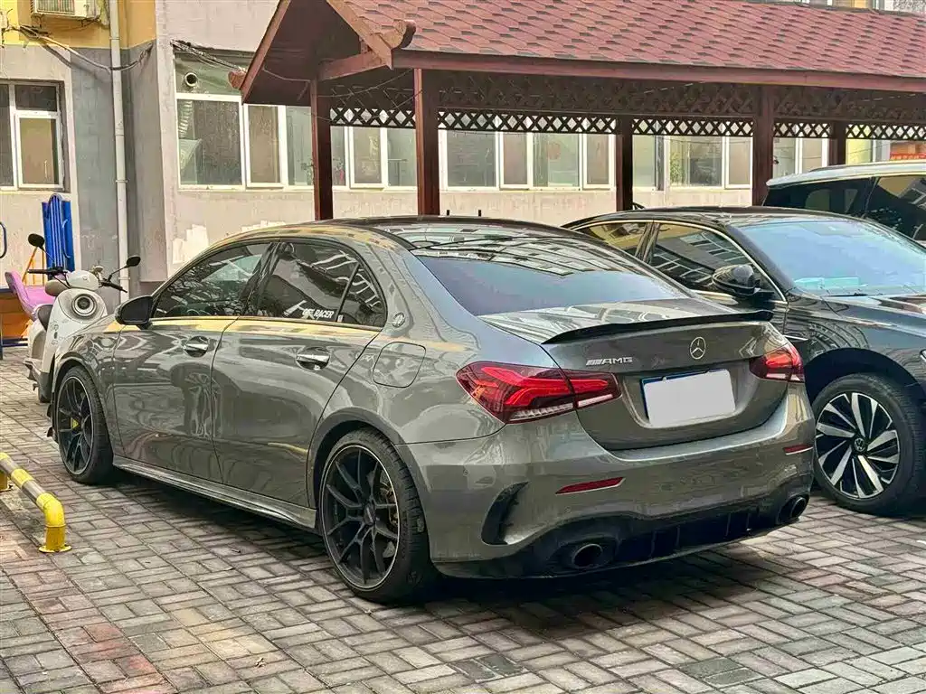 Mercedes-Benz A-Class AMG 2020 AMG A 35 L 4MATIC купить на сайте DeffCars