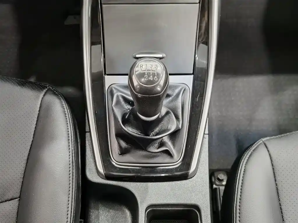 Langdong 2016 1.6L manual premium model купить на сайте DeffCars