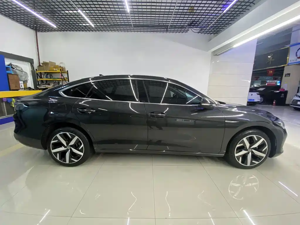 Lamando 2023 Lamandol 280TSI DSG Spicy Edition купить на сайте DeffCars
