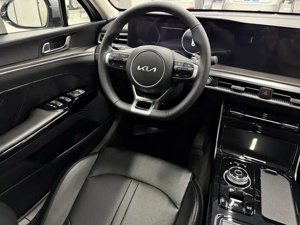 Kia K5 2021 270T CVVD refreshed version купить на сайте DeffCars