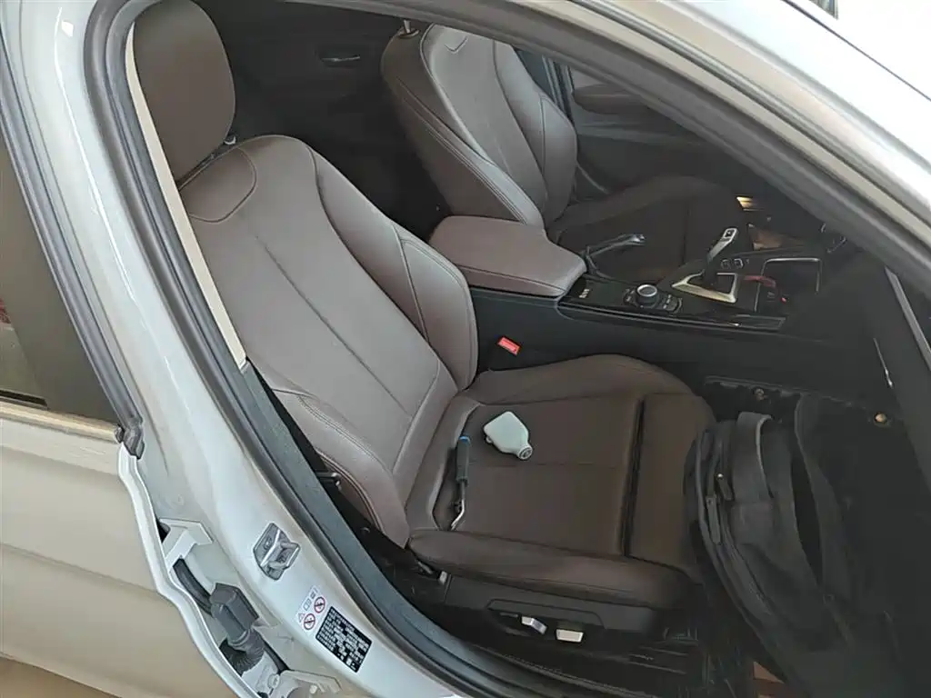 BMW 3 Series 2018 320Li Fashion Model купить на сайте DeffCars