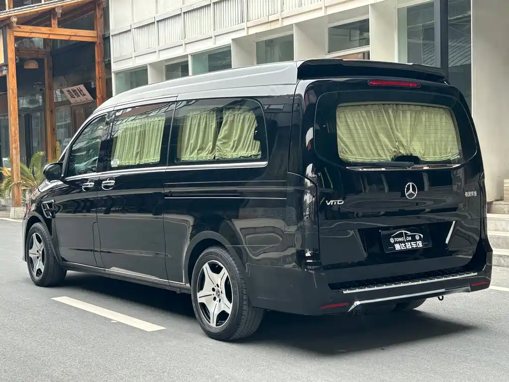 Vito 2023 2.0T Business Edition 7 seats купить на сайте DeffCars