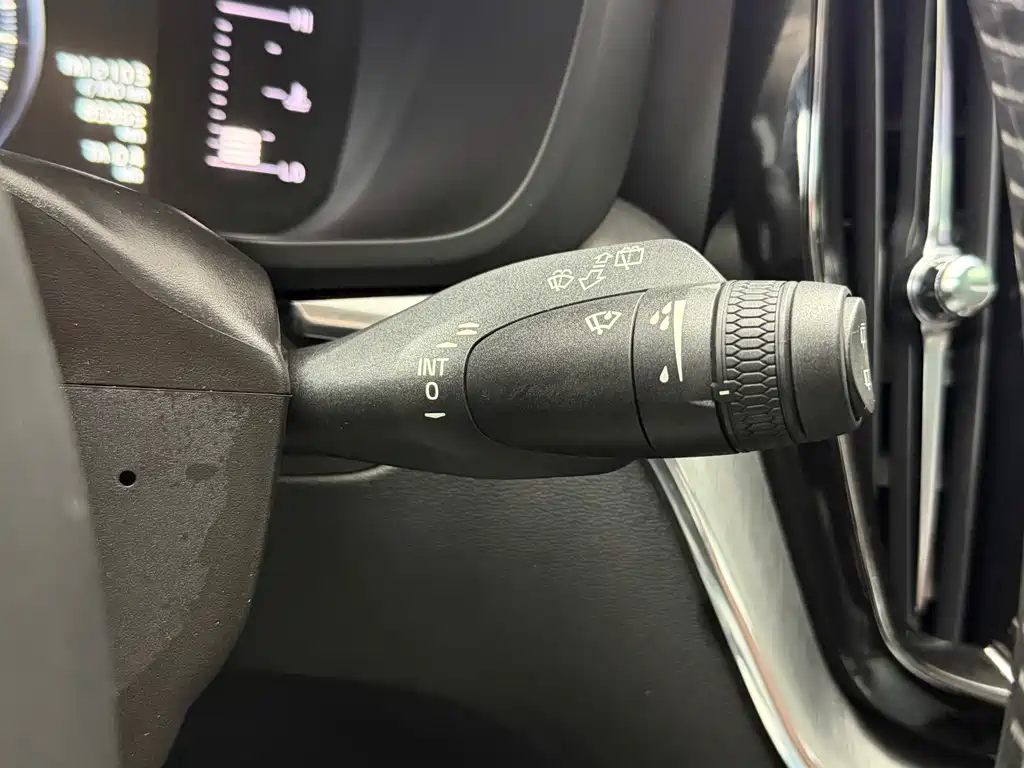 Volvo XC60 2019 T5 Four-wheel Drive Smart Edition National VI купить на сайте DeffCars