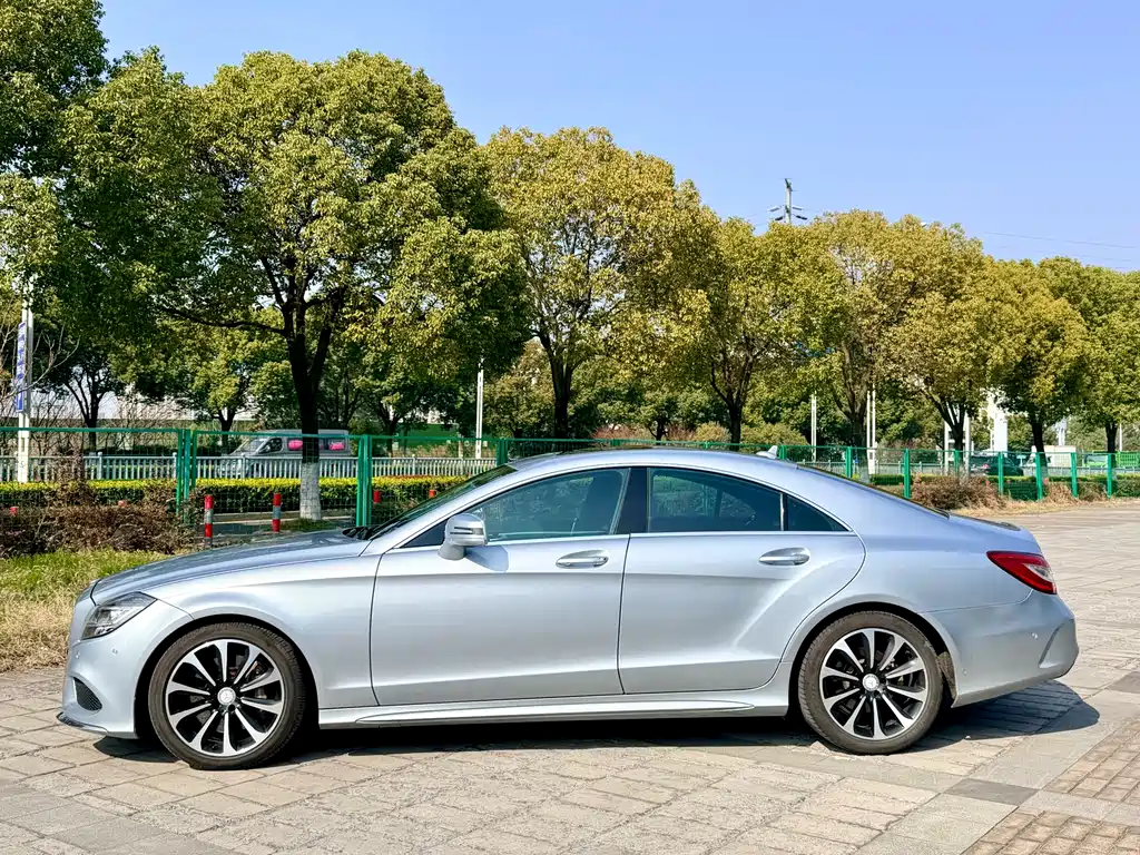 Mercedes-Benz CLS 2015 CLS 320 купить на сайте DeffCars