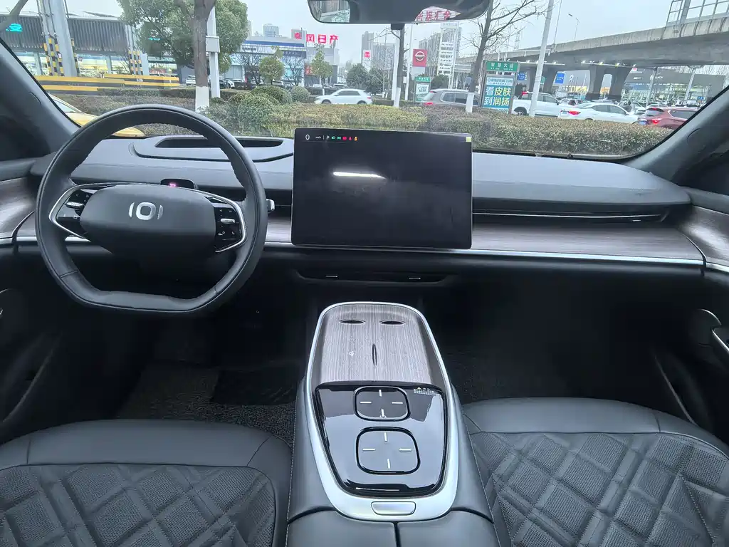 Changan Qiyuan A07 2024 Pure Electric True Fragrance Edition 515 Premium Type купить на сайте DeffCars