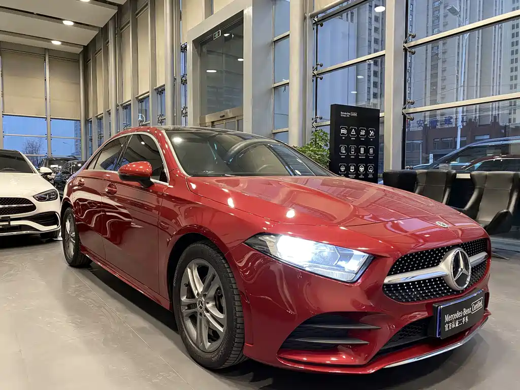 Mercedes-Benz A-Class 2022 A 180 L купить на сайте DeffCars