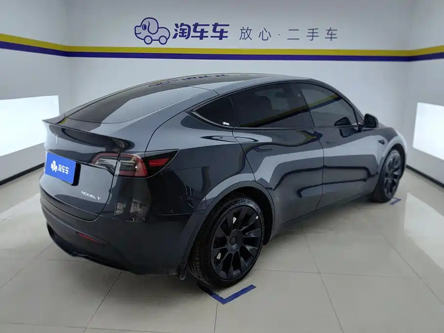 Model Y 2024 rear-wheel drive version купить на сайте DeffCars