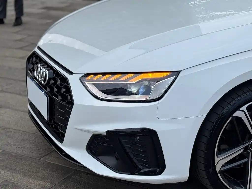 Audi A4L 2024 40 TFSI luxury and dynamic model купить на сайте DeffCars