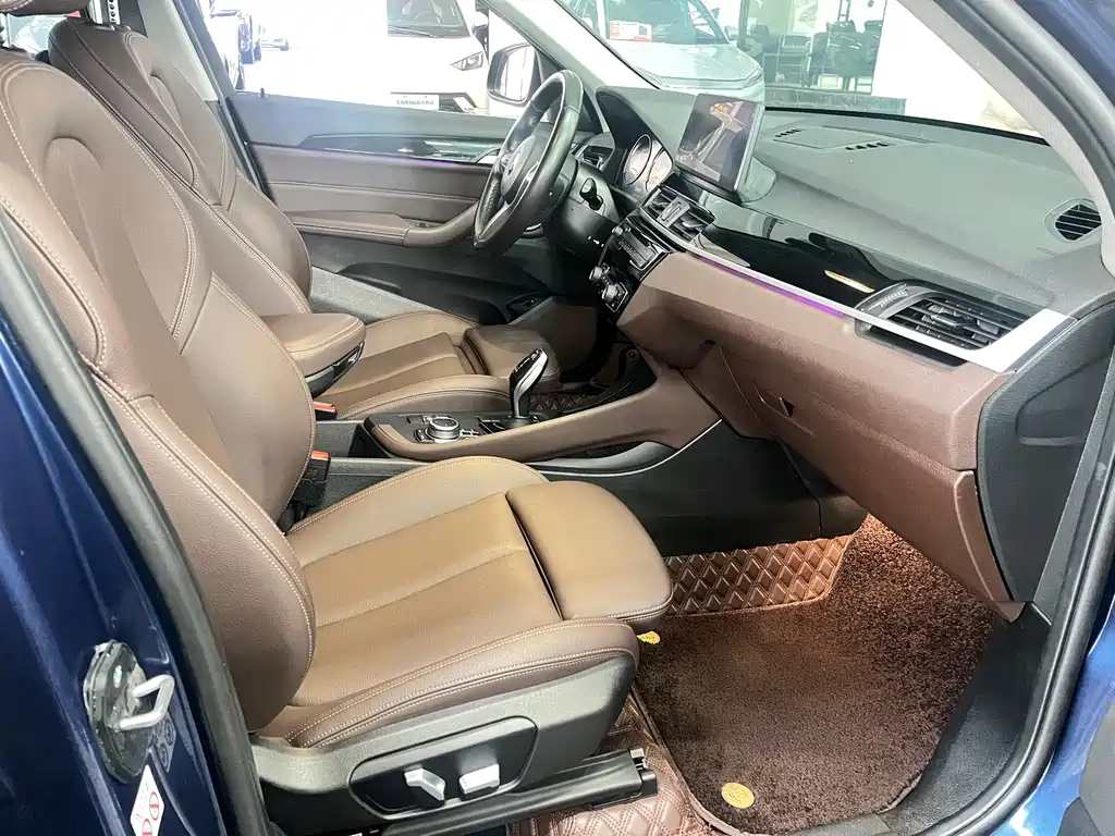 BMW X1 2021 facelift sDrive25Li leading model купить на сайте DeffCars