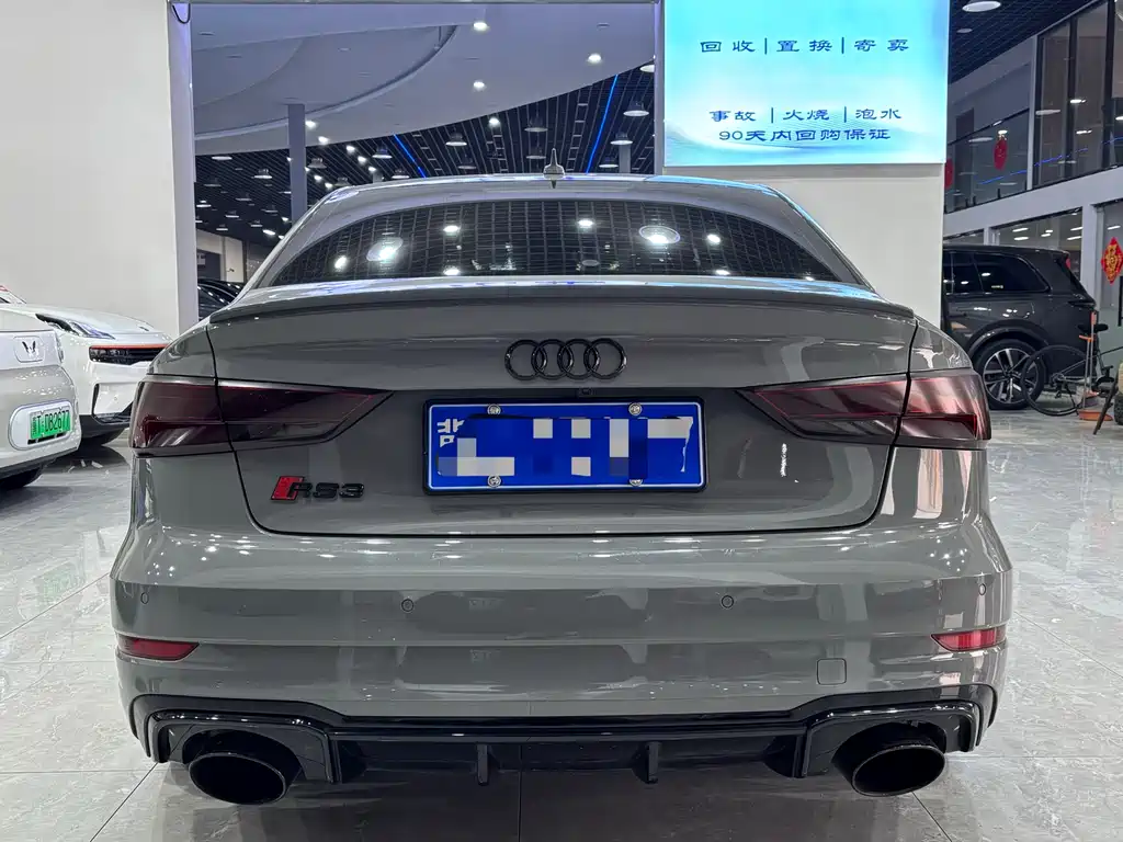 Audi RS 3 2017 RS 3 2.5T Limousine купить на сайте DeffCars