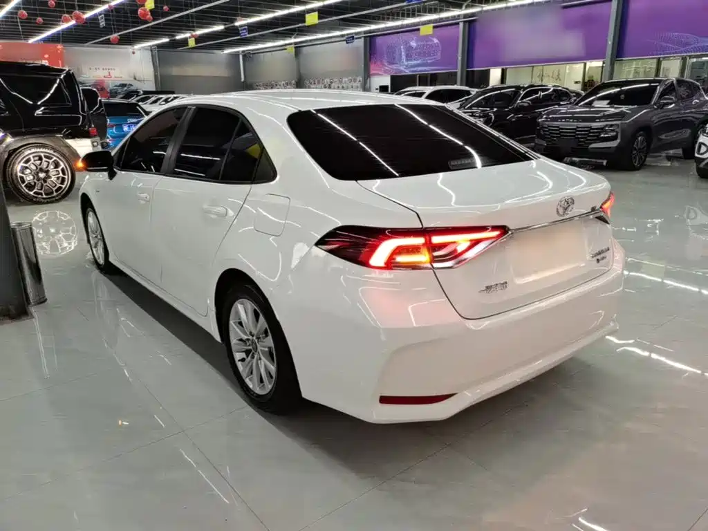 Corolla 2023 1.8L Intelligent Electric Hybrid Dual Engine Elite Edition купить на сайте DeffCars