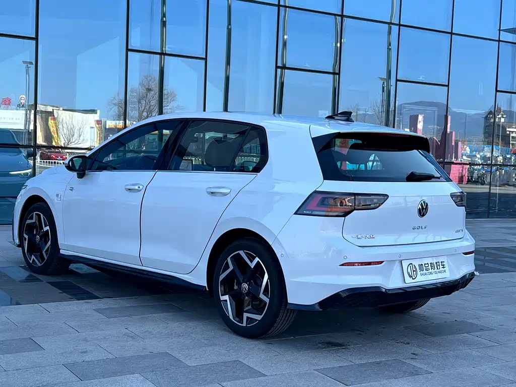 Golf 2025 facelift 300TSI R-Line купить на сайте DeffCars