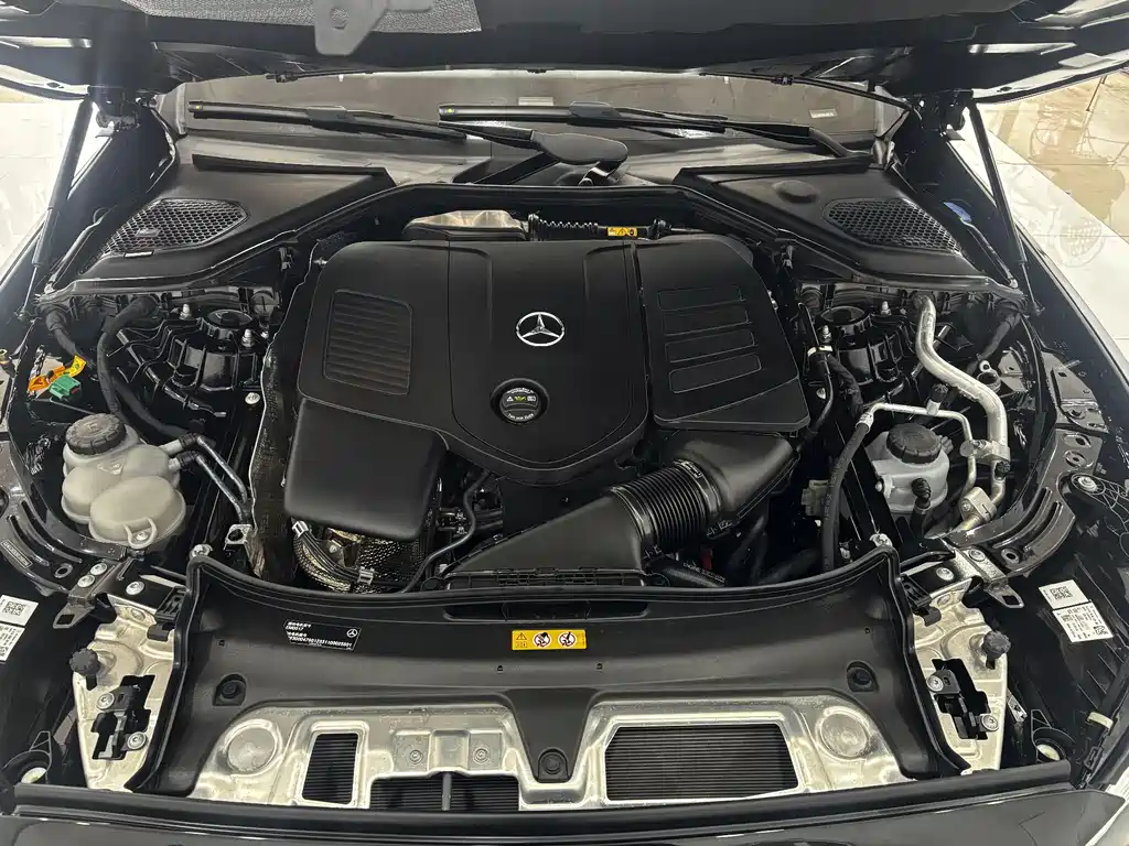 Mercedes-Benz E-Class New Energy 2024 E 350 e L plug-in hybrid sedan купить на сайте DeffCars