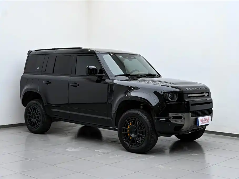 Land Rover Defender 2024 110 3.0T P400 X-DYNAMIC HSE купить на сайте DeffCars