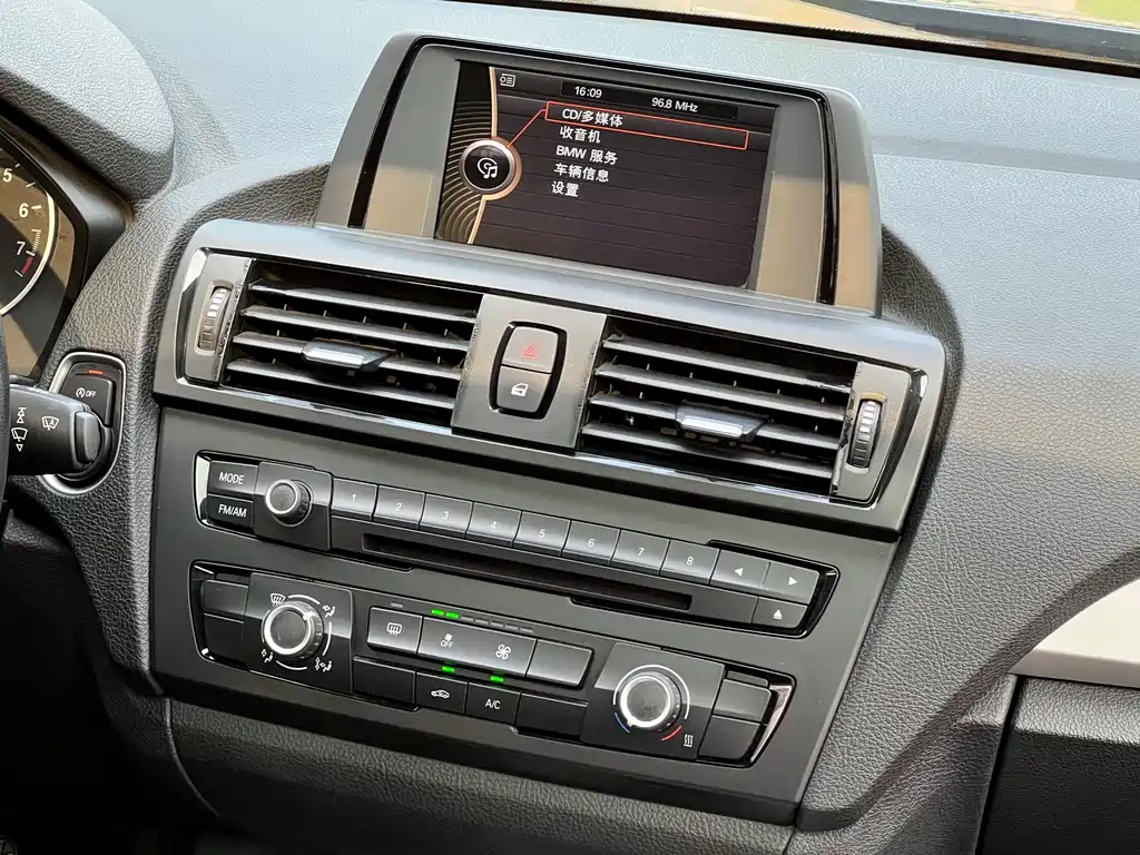 BMW 1 series imported 2013 facelift 116i leading model купить на сайте DeffCars